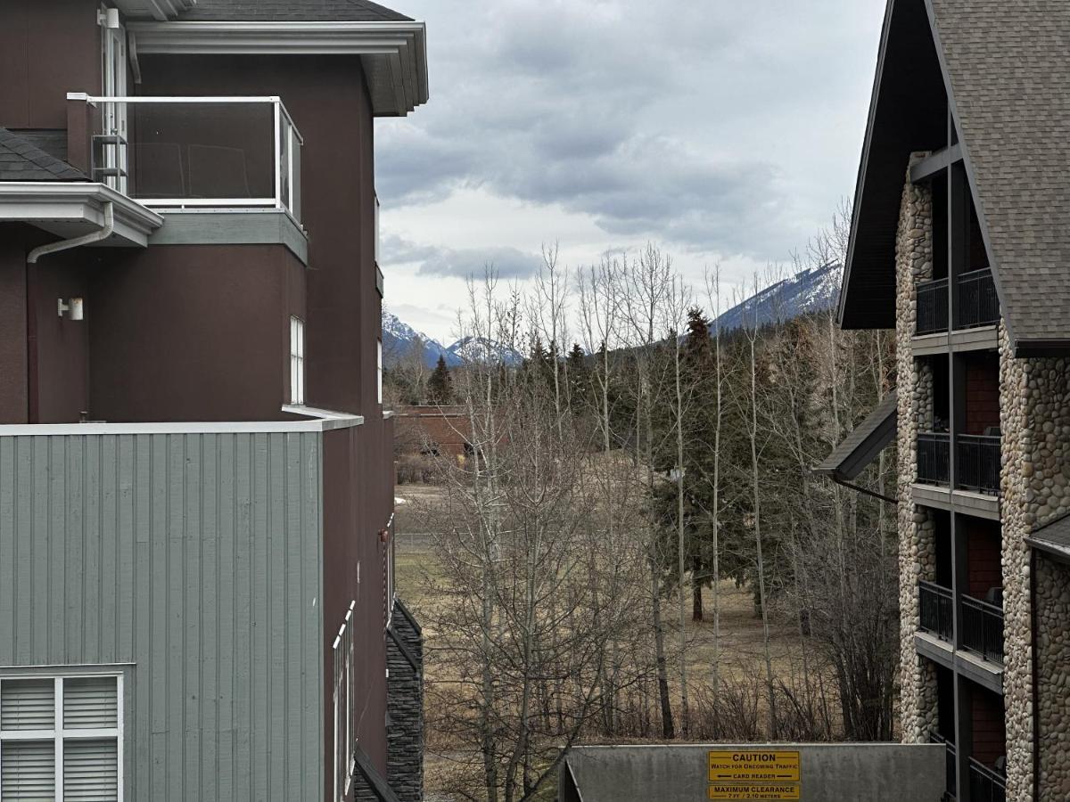 Luxury Two Queen Beds Condo - Grande Rockies Resort Indoor Parking Pool Hot Tub Gym Canmore Luaran gambar